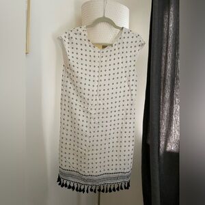 Madewell short sleeve patterned white dress with black tassels (size XS)